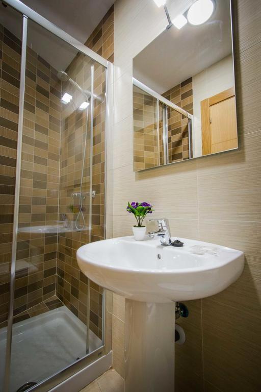 Homely Malaga Loft Gaona Centro エクステリア 写真