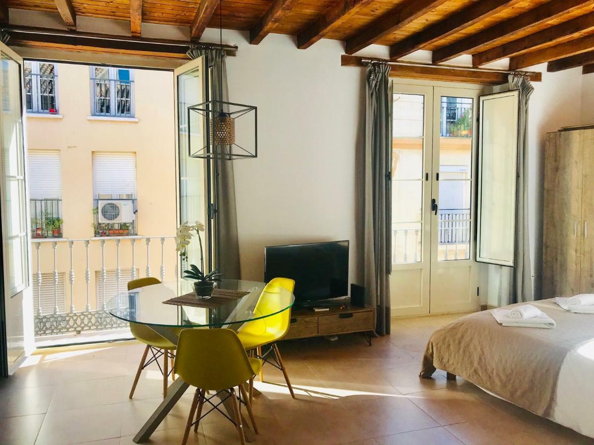 Homely Malaga Loft Gaona Centro エクステリア 写真